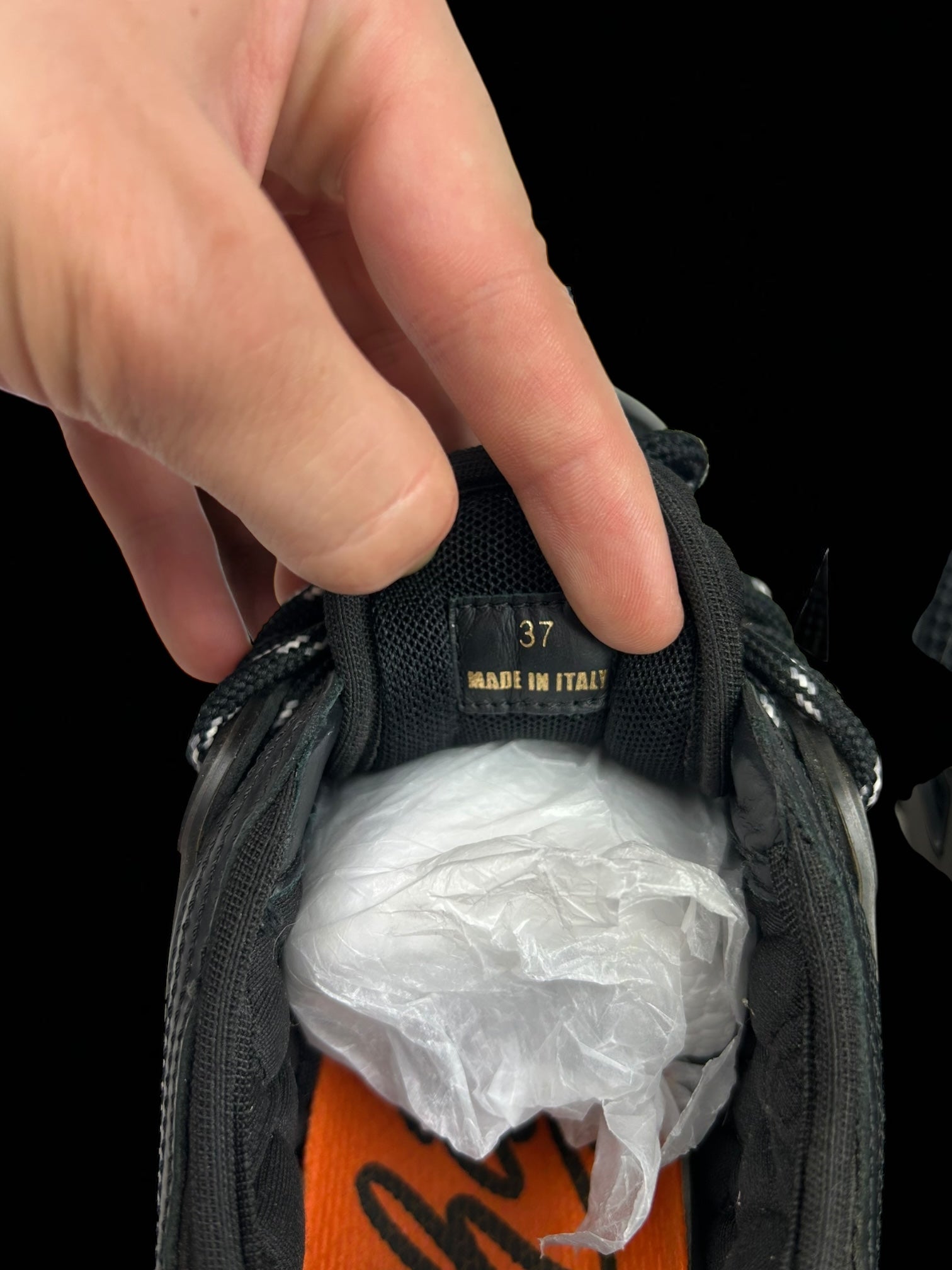 Versace Chain Reaction Black White