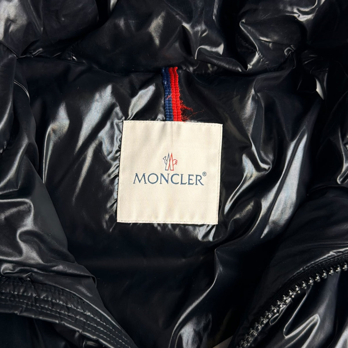 Moncler Ecrins Short Down Jacket Black