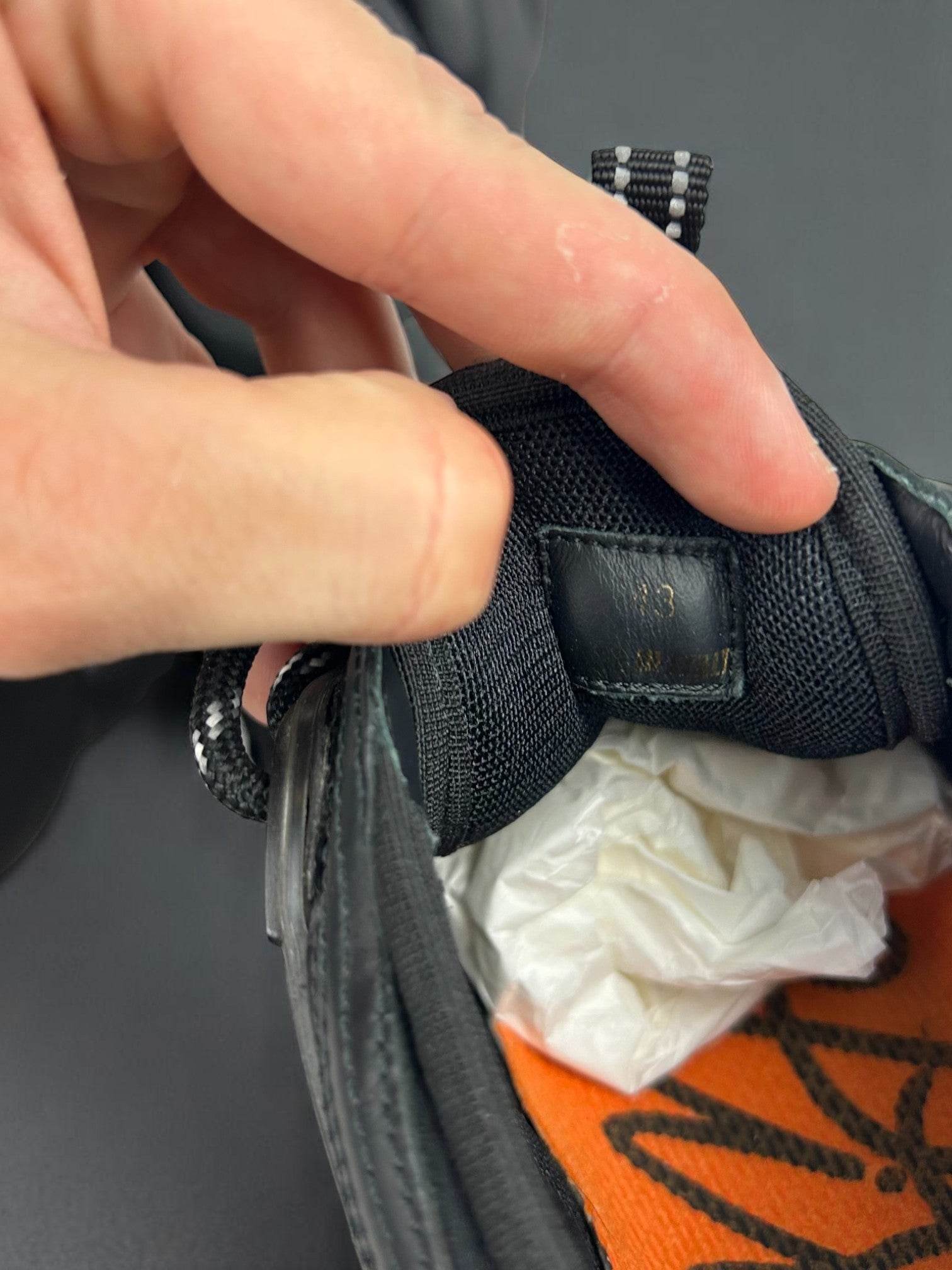 Versace Chain Reaction Black - V STEALS