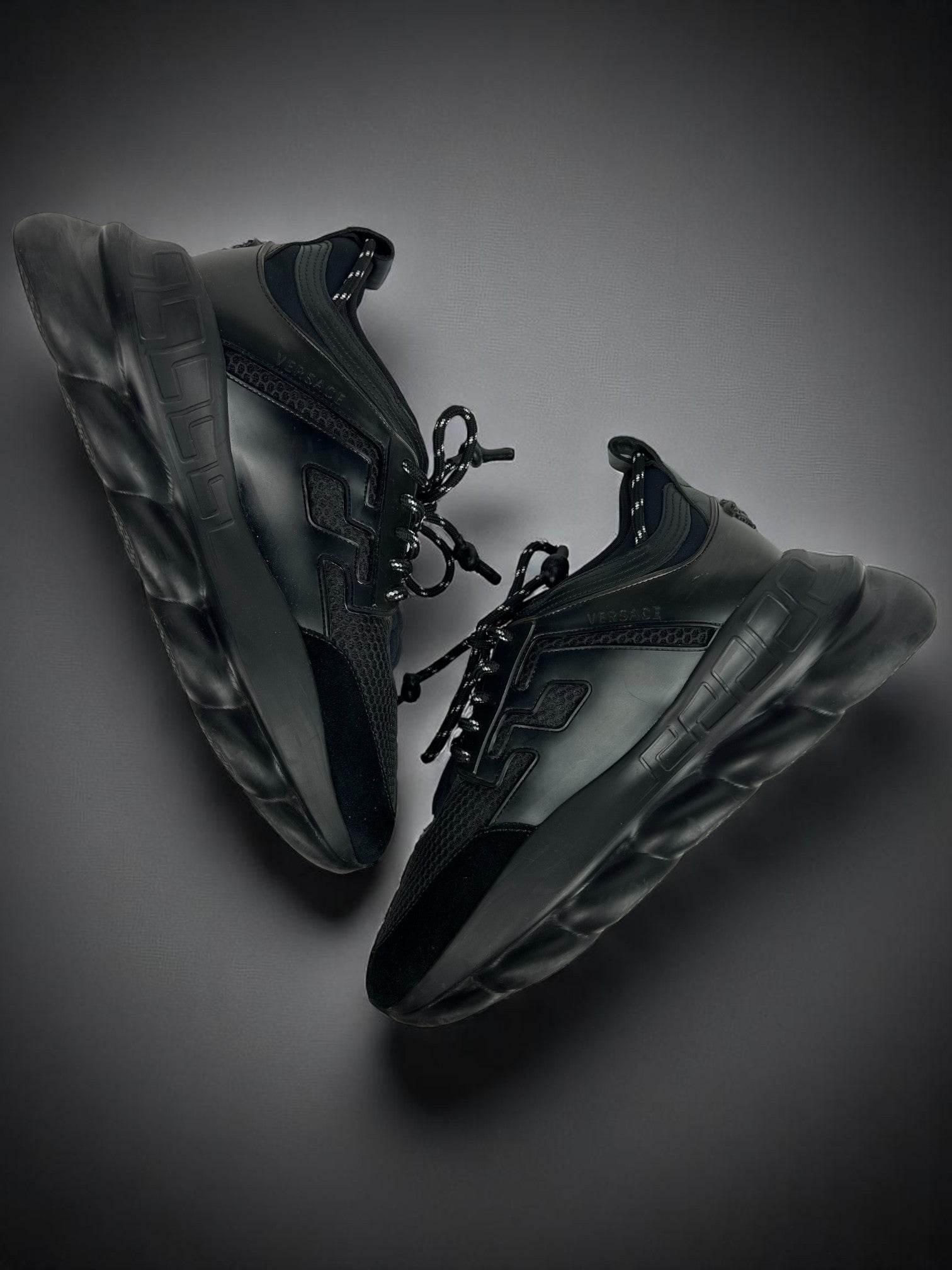 Versace Chain Reaction Black - V STEALS
