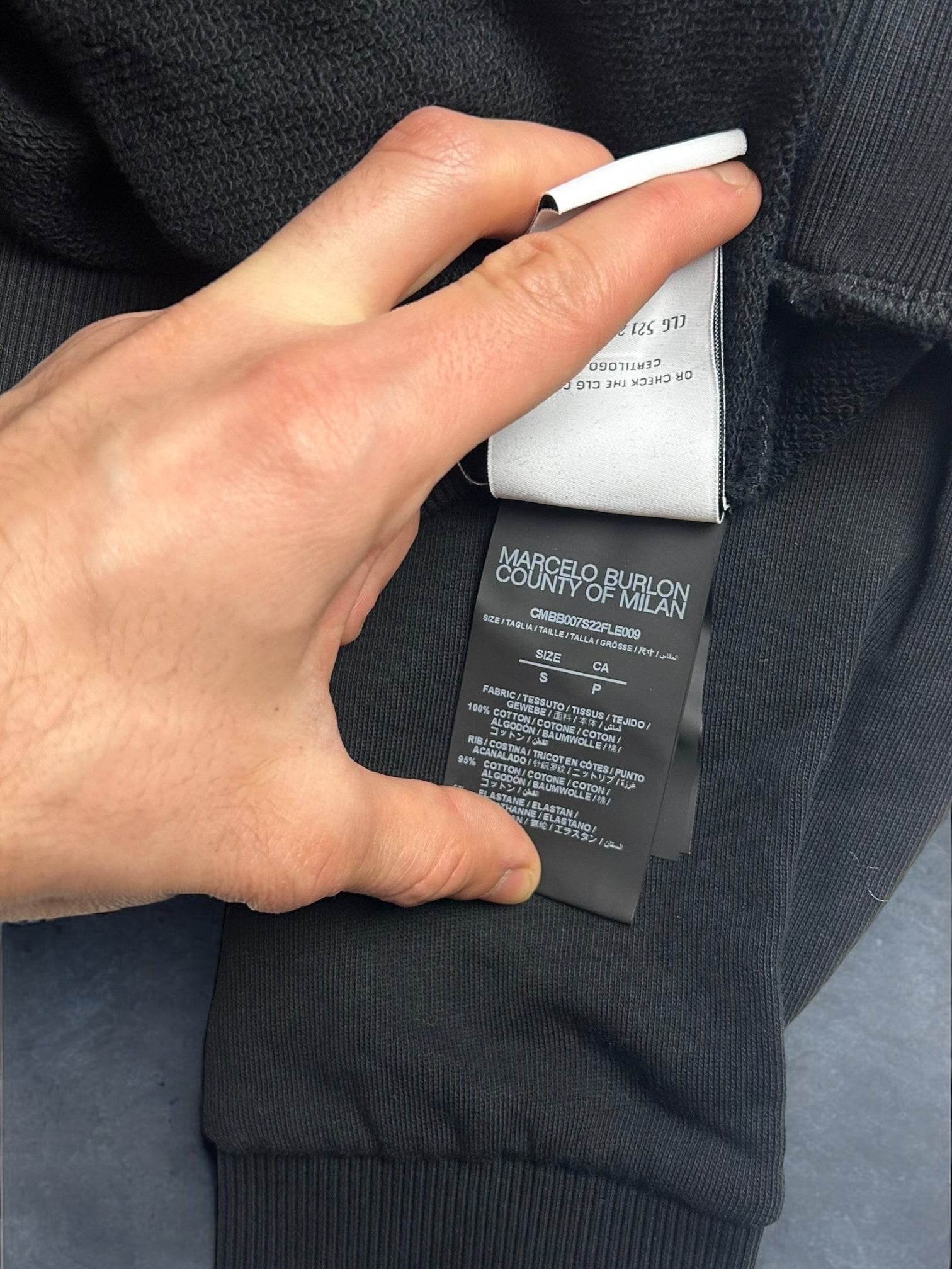 Marcelo Burlon Logo Patch Hoodie - V STEALS