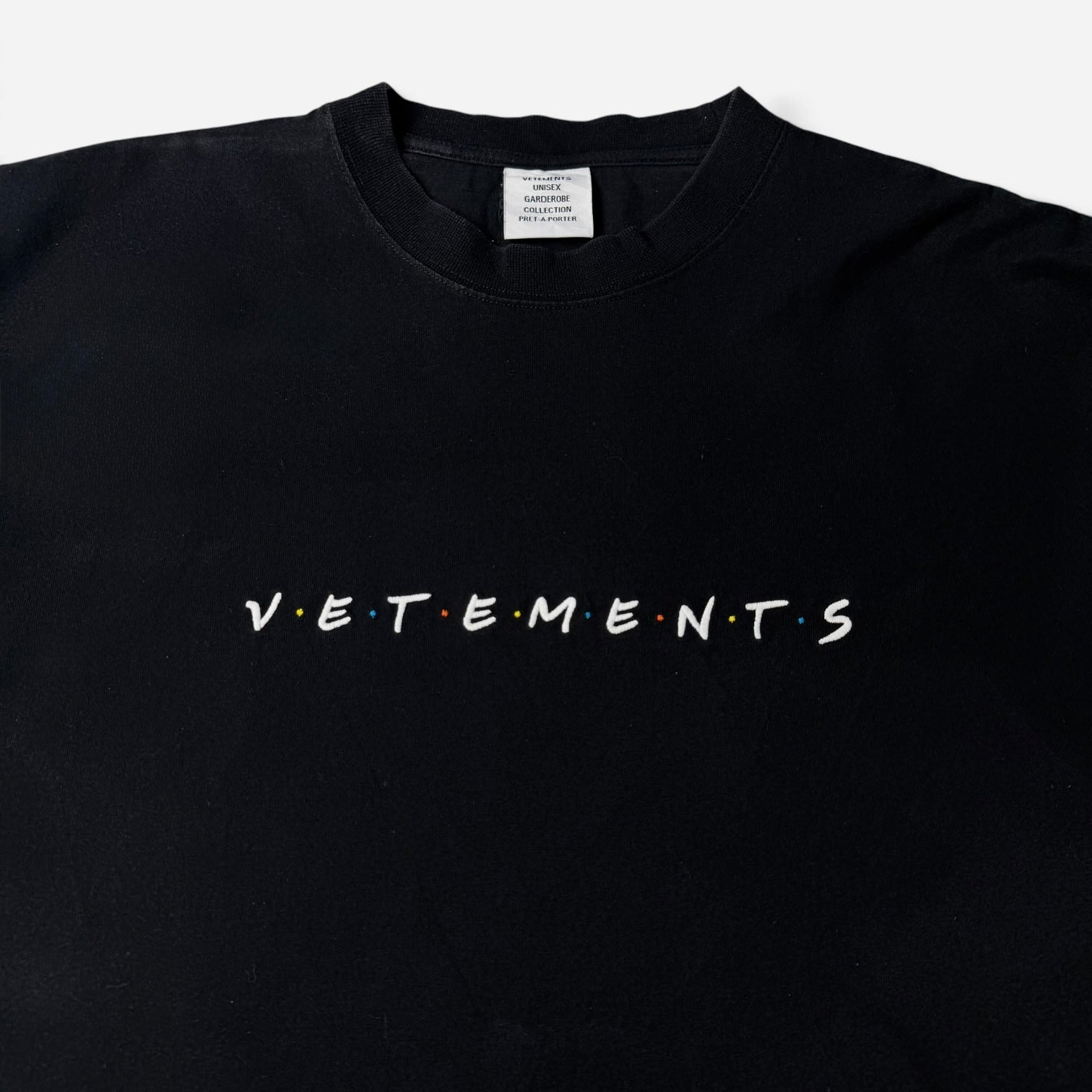 Vetements "Friends" Logo T-Shirt Black