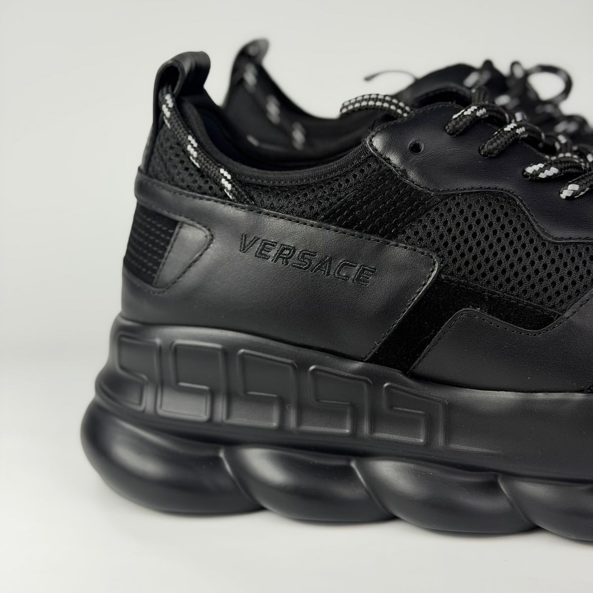 Versace Chain Reaction Black