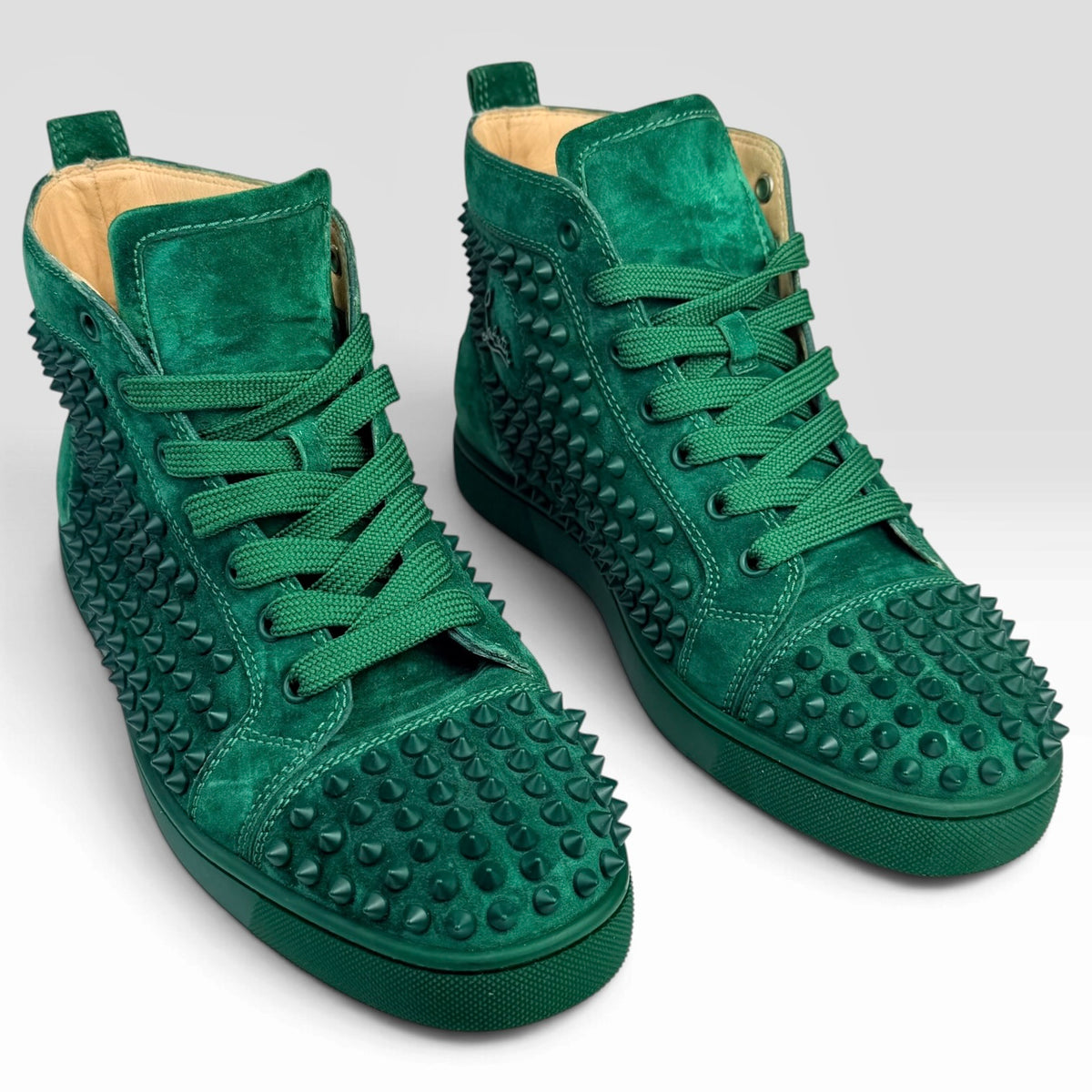 Christian Louboutin Louis Spikes High Green Suede – cumpără online de la V STEALS cu livrare rapidă în România