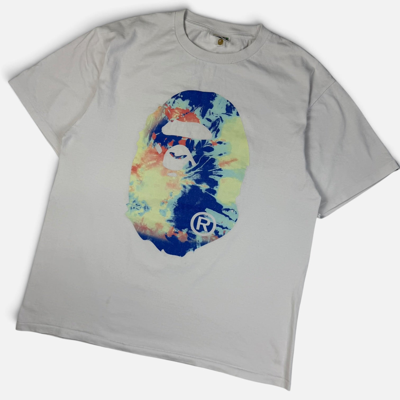 BAPE Tie-Dye Big Ape Head T-Shirt, vedere laterală