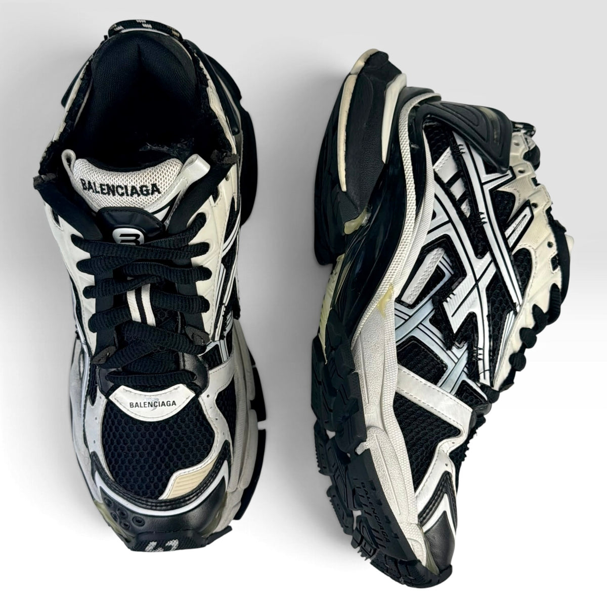 Balenciaga Runner Black/White