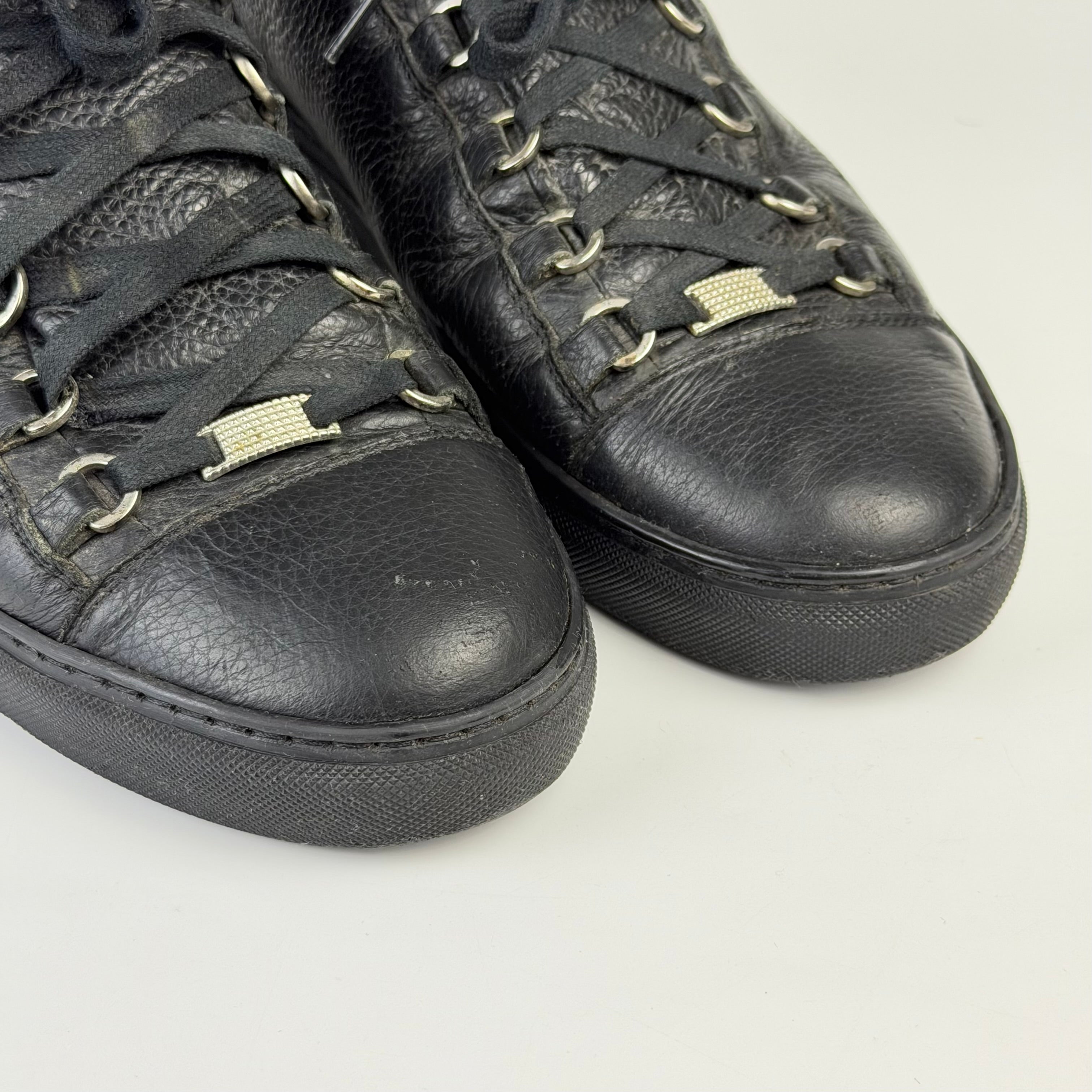 Balenciaga Arena Black