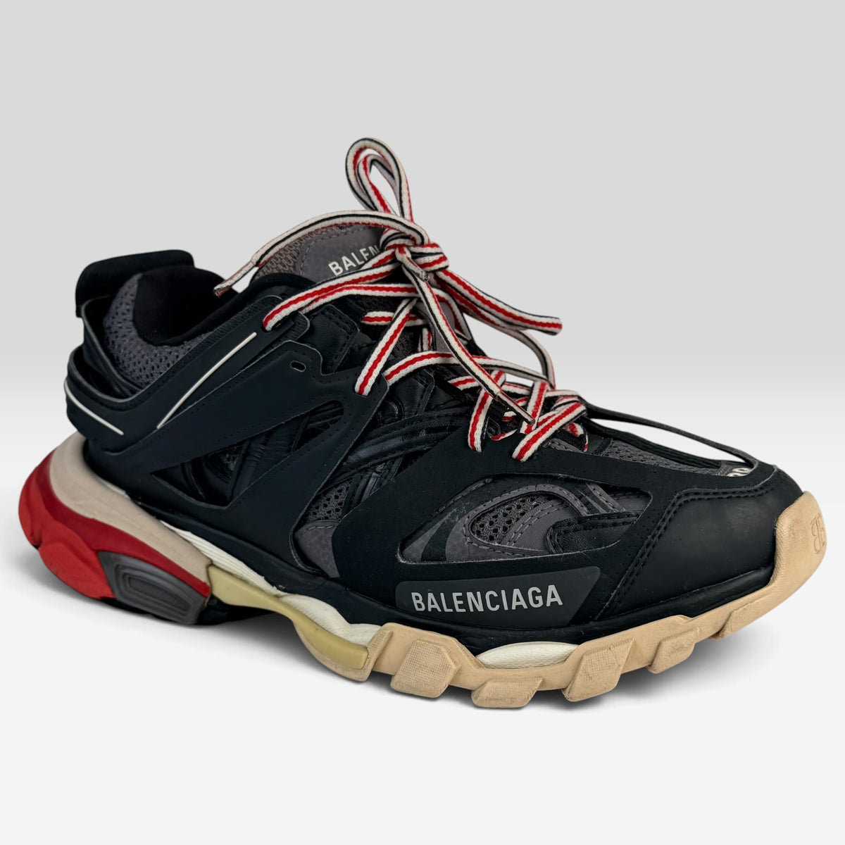 Balenciaga Track Bred Black/Red – Incaltaminte Femei BALENCIAGA în mărimile 39 la V STEALS