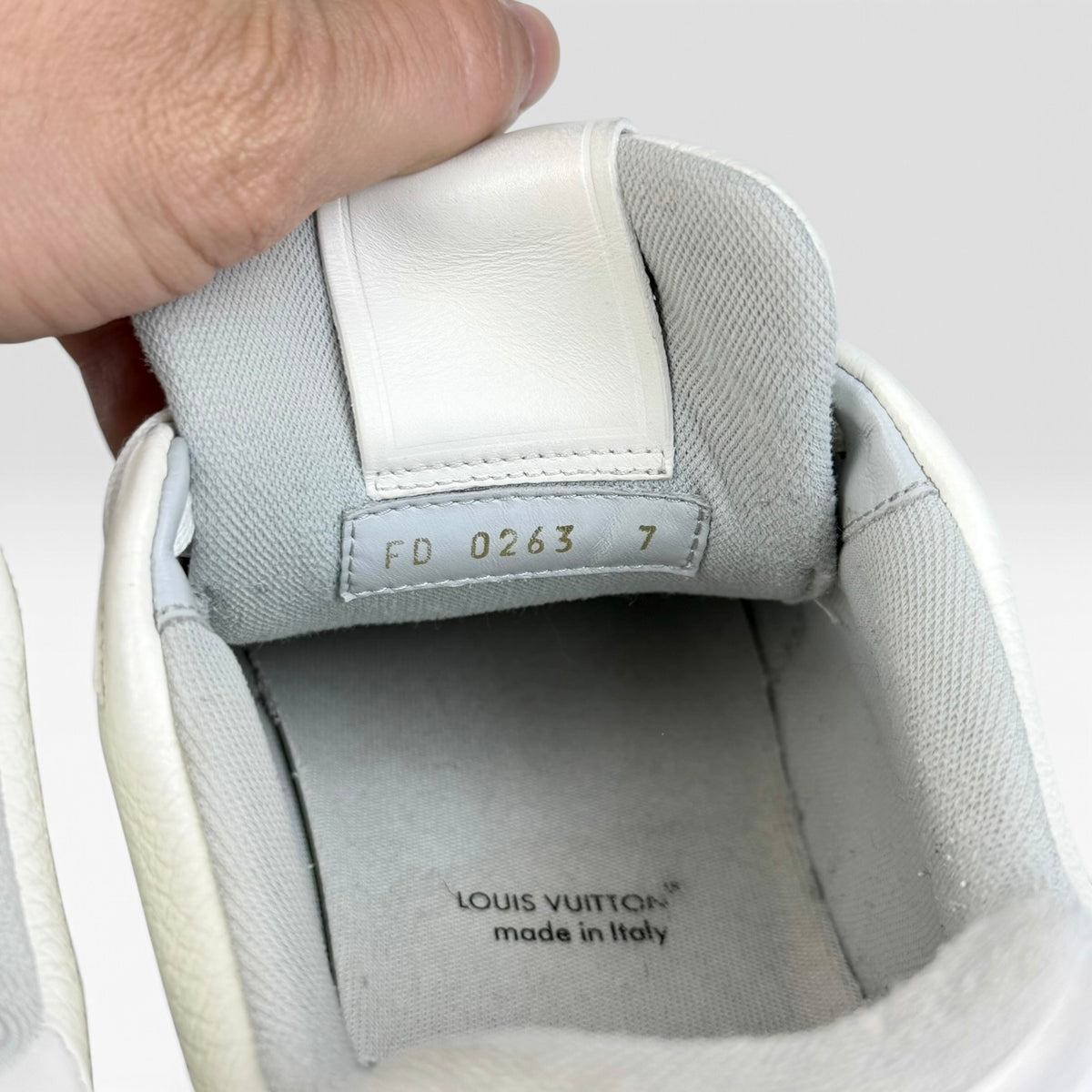 Louis Vuitton LV Trainer White/Grey Signature