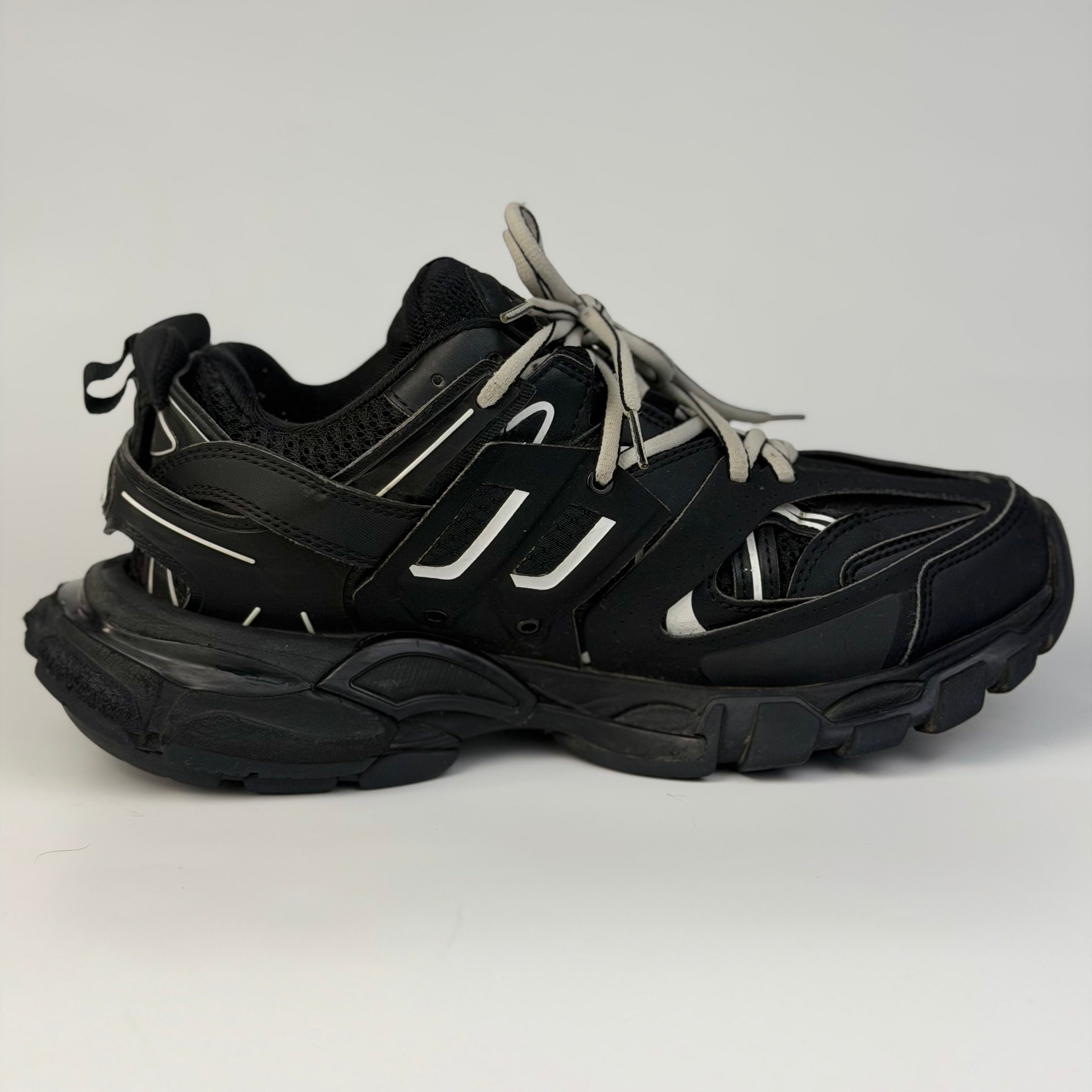 Balenciaga Track Black