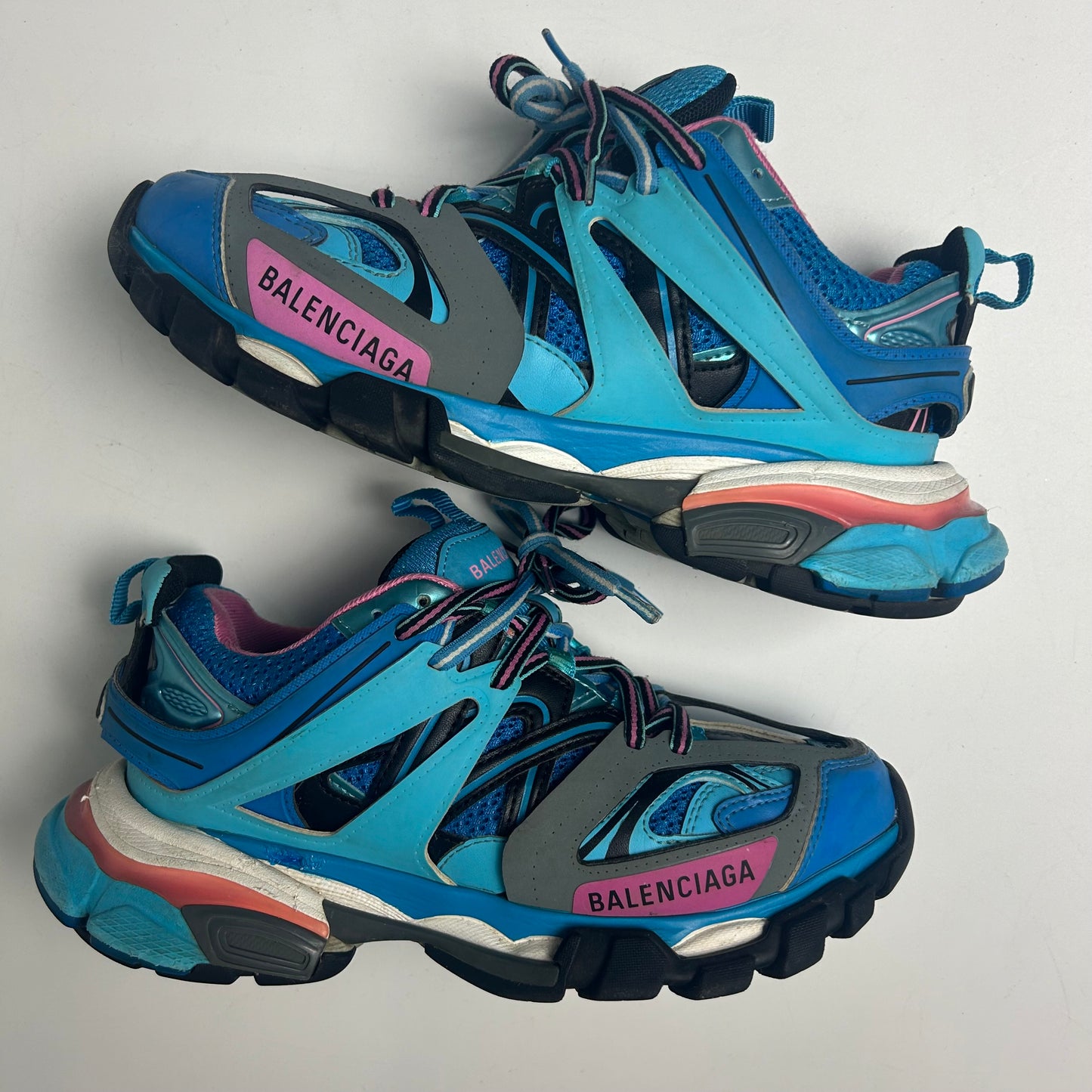 Track Blue/Pink