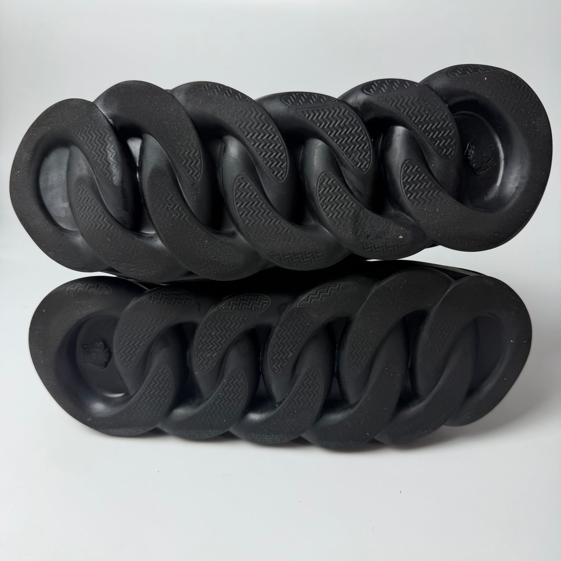 Versace Chain Reaction Black