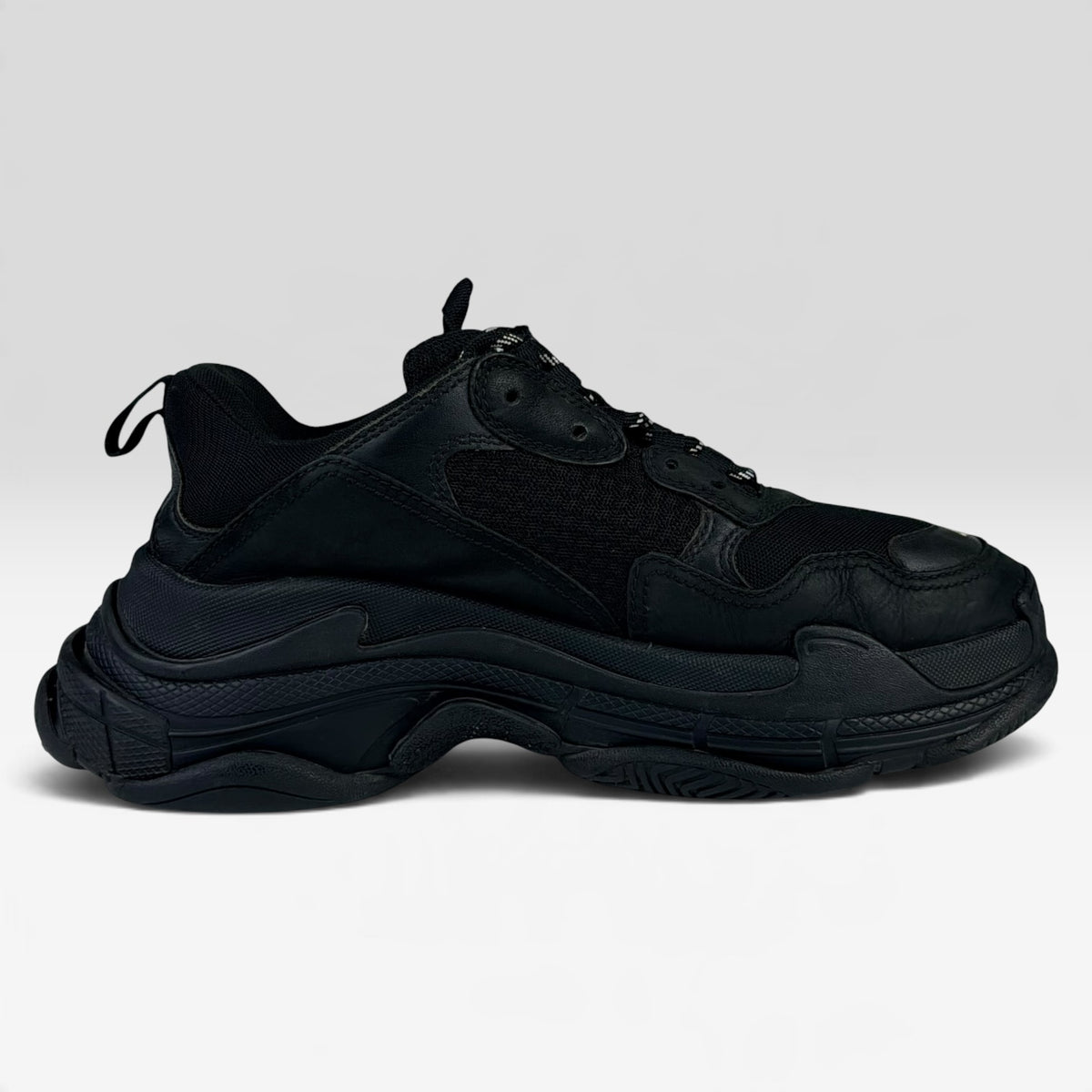 Balenciaga Triple S Triple Black – Incaltaminte Barbati BALENCIAGA în mărimile 41 la V STEALS – BALENCIAGA