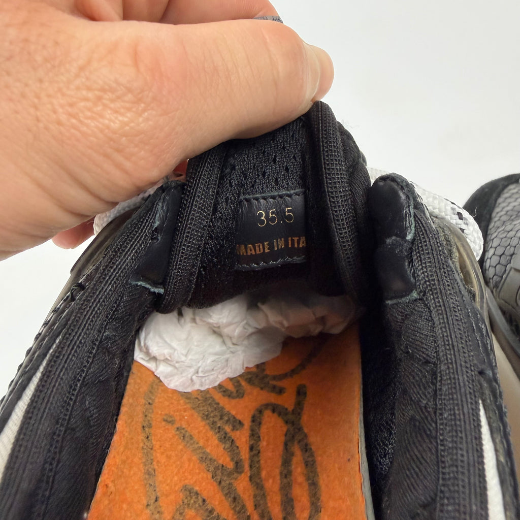 Versace Chain Reaction Black White