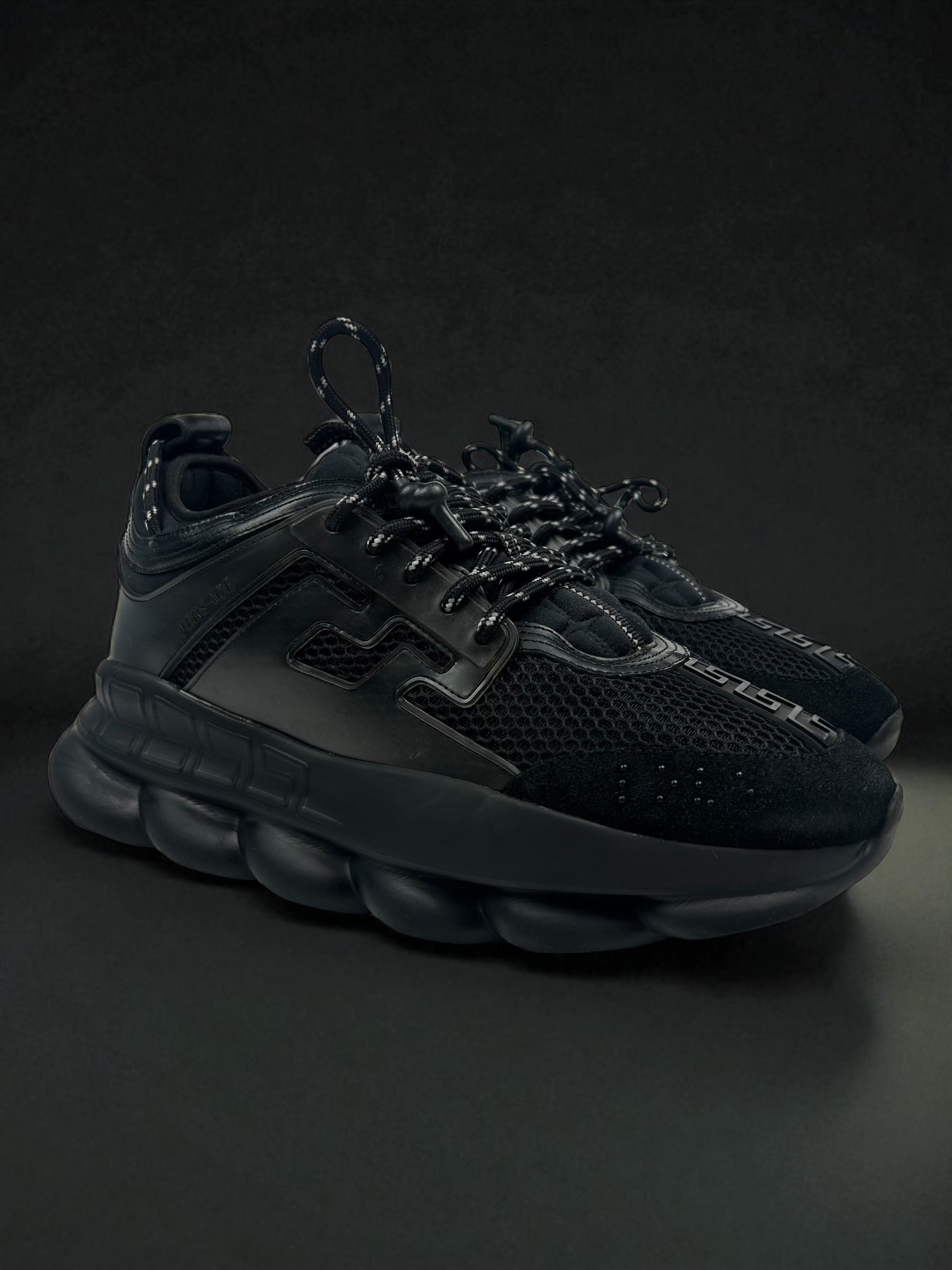 Versace Chain Reaction Black