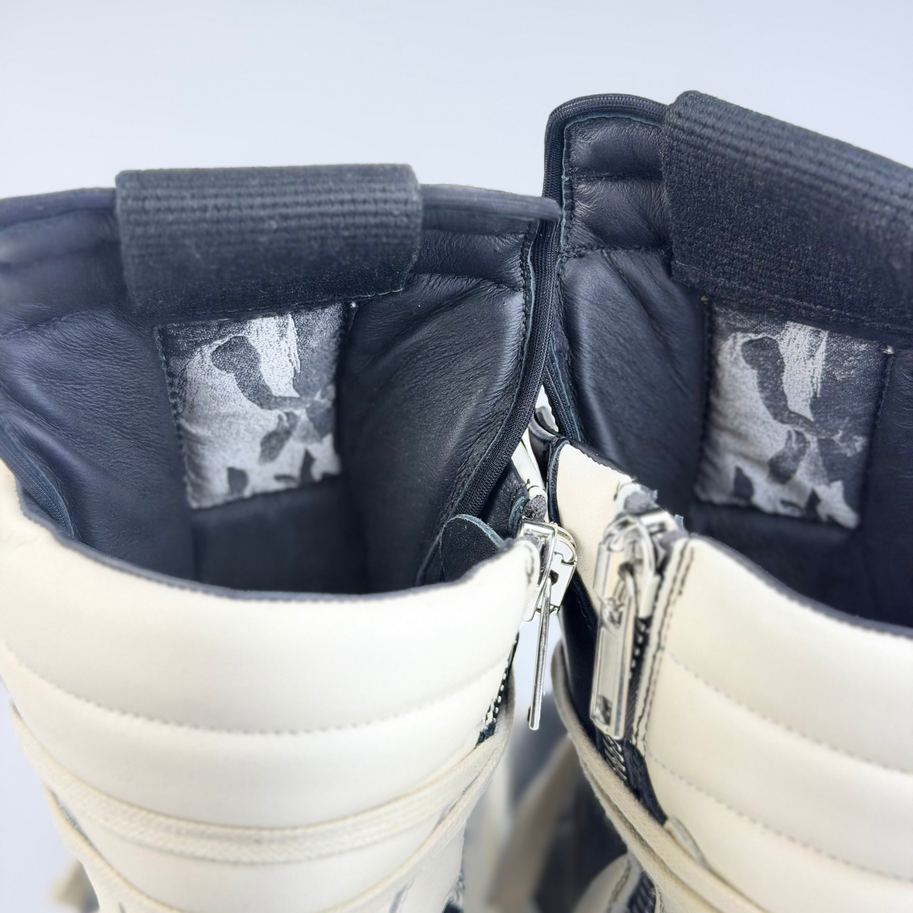 Rick Owens men sneakers – detaliu logo | VSTEALS