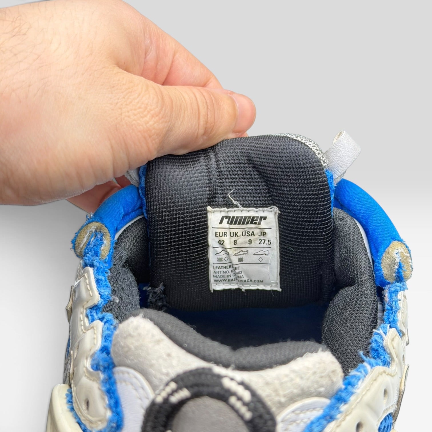 Balenciaga Runner Blue Sneakers, alb, detaliu talpă