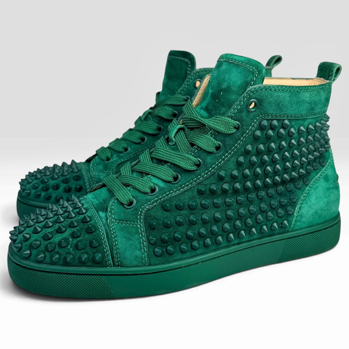 Christian Louboutin Louis Spikes High Green Suede Incaltaminte Barbati CHRISTIAN LOUBOUTIN în mărimile 40 – ofertă V STEALS