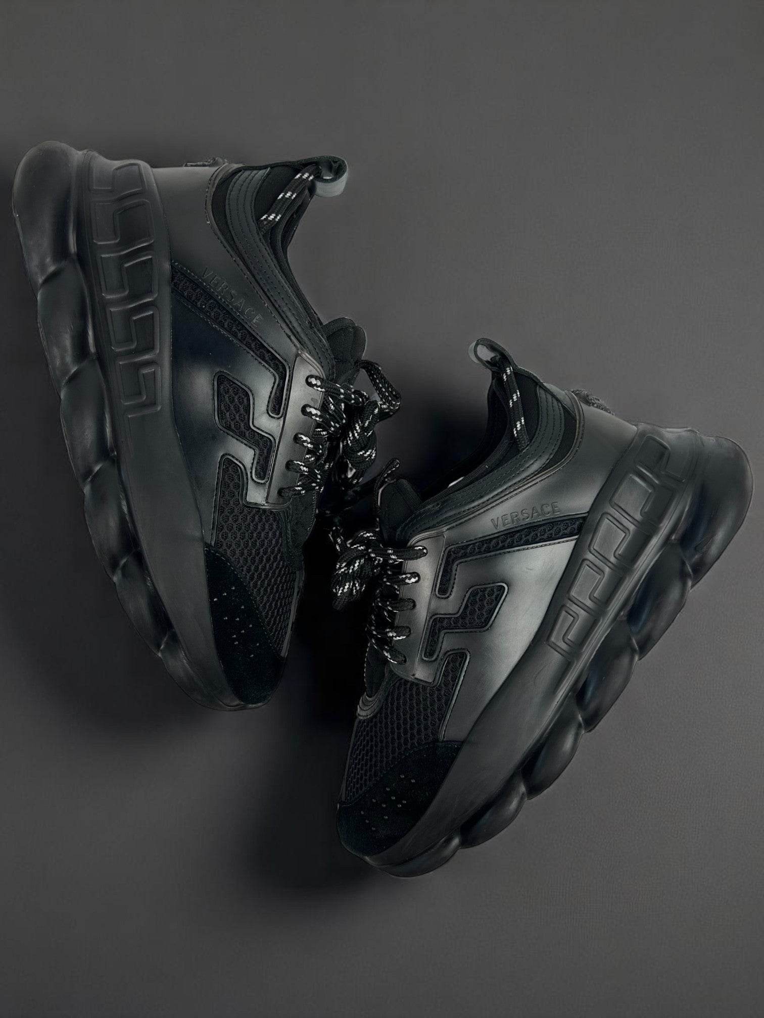 Versace Chain Reaction Black - V STEALS