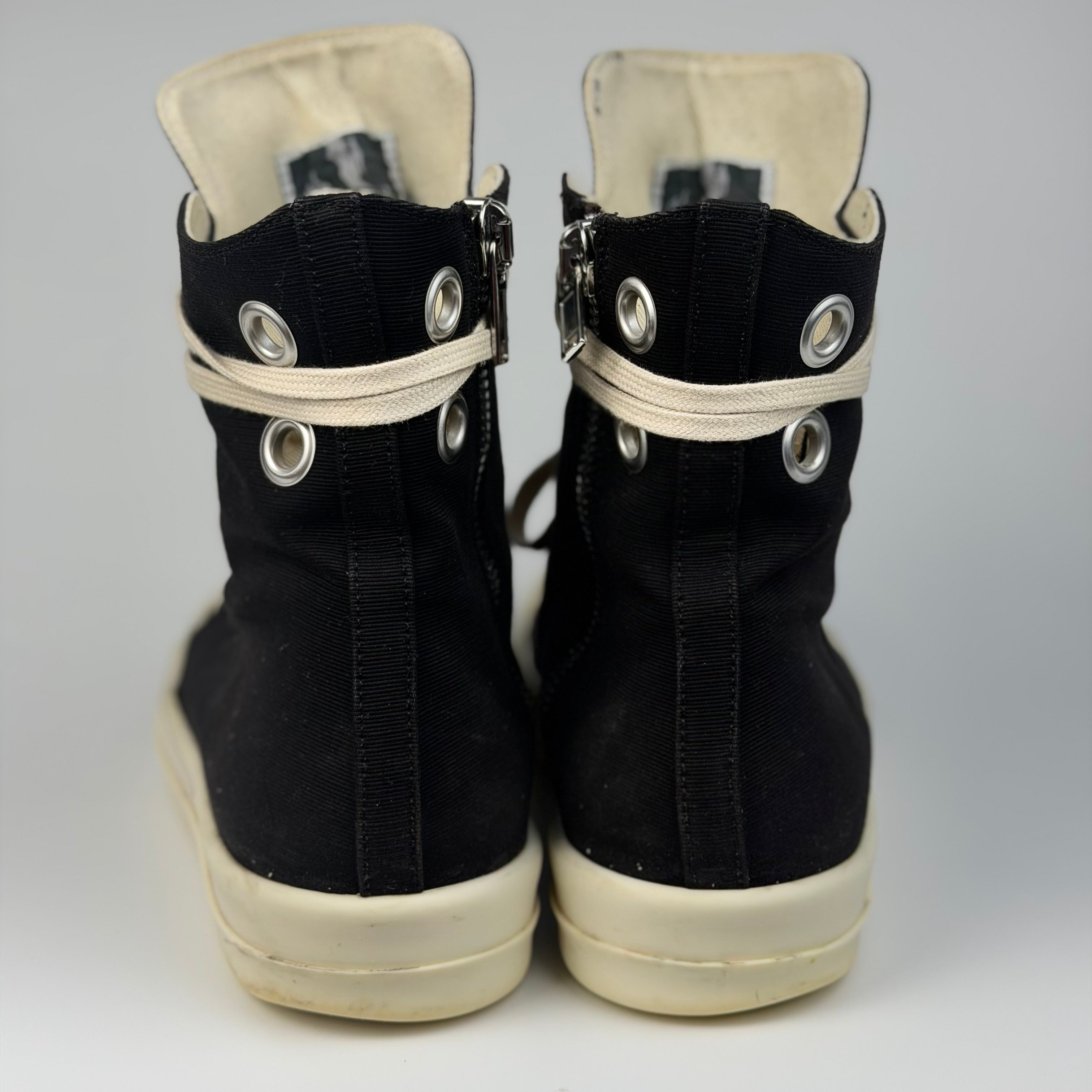 Rick Owens men sneakers – detaliu logo | VSTEALS
