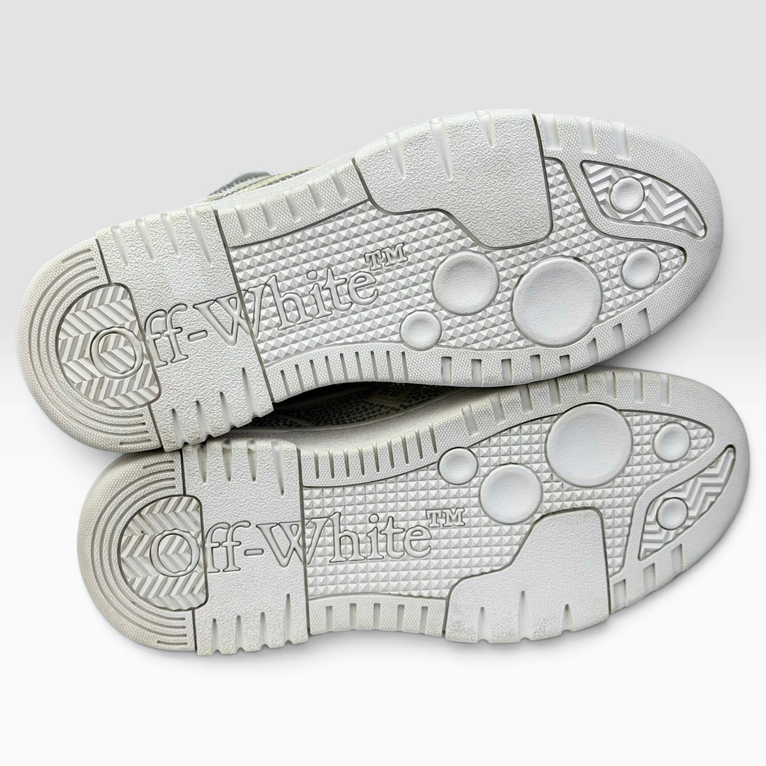 Off-White Out Of Office Low White Crystal