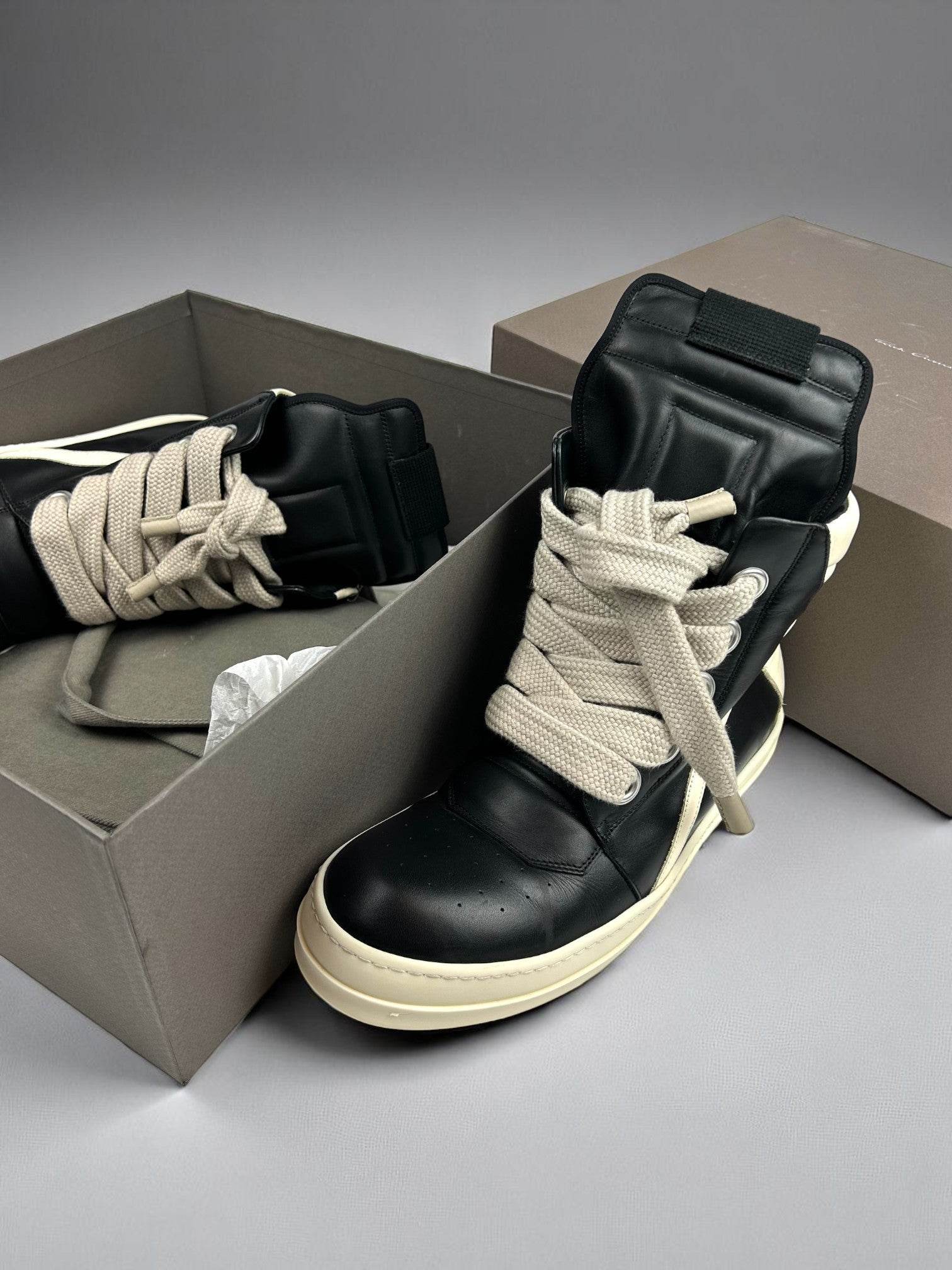 Rick Owens Jumbo Lace Geobasket - V STEALS