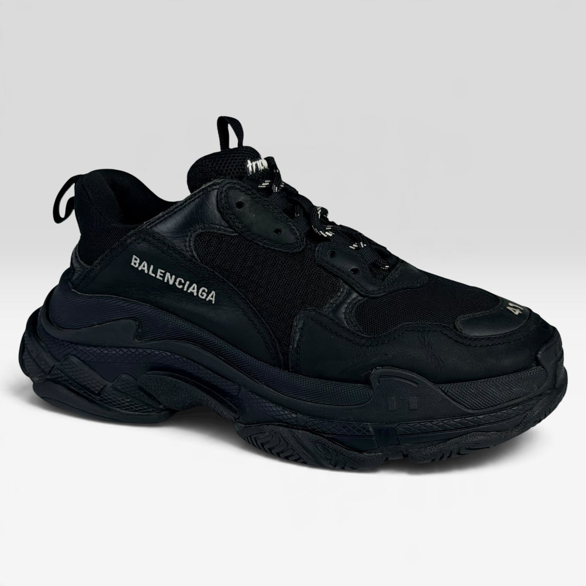 Balenciaga Triple S Triple Black – Incaltaminte Barbati BALENCIAGA în mărimile 41 la V STEALS