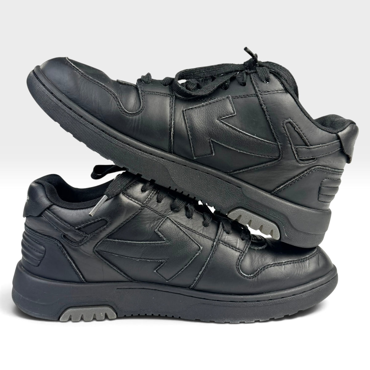 Off-White Out Of Office "For Walking" Black