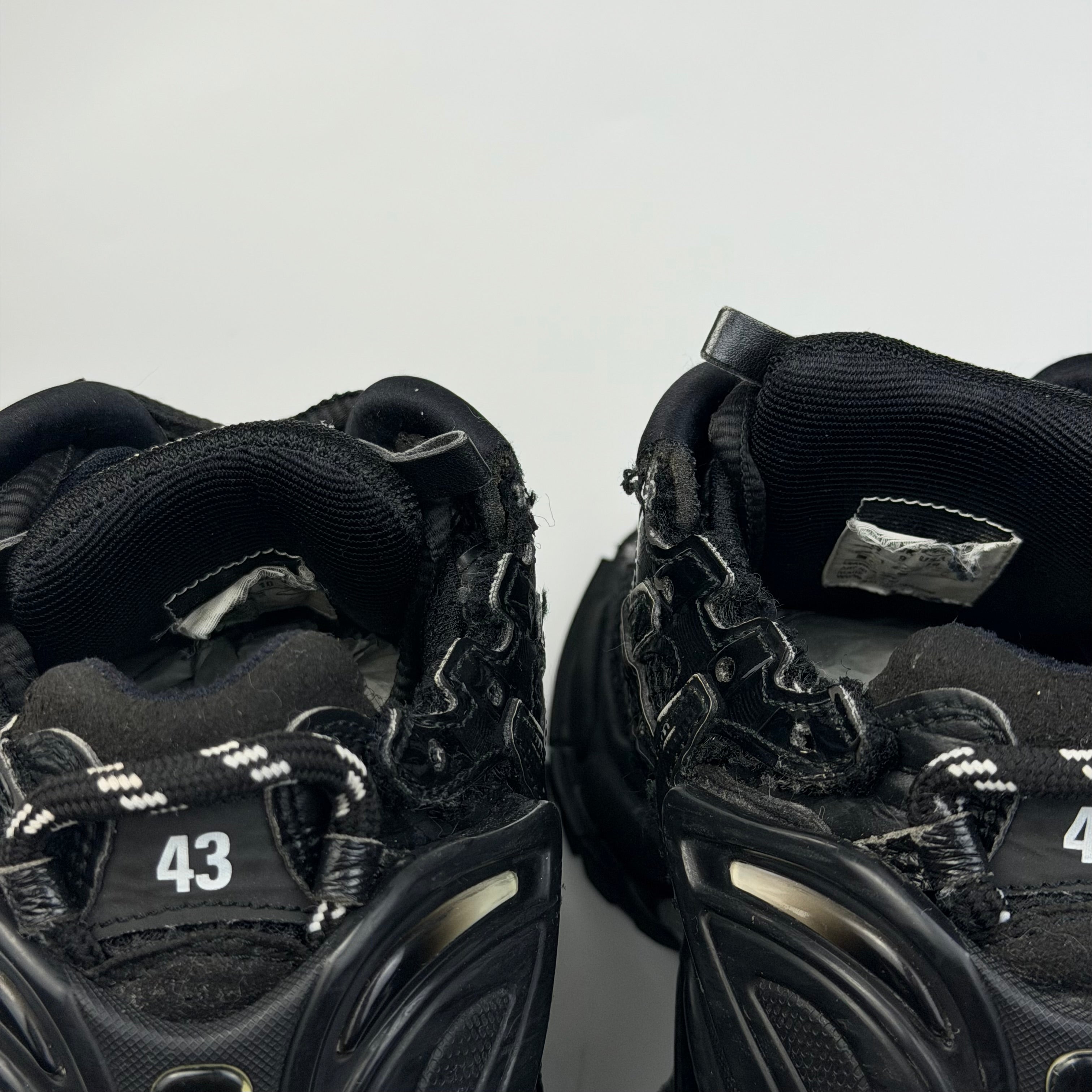Balenciaga Runner Black Sneakers