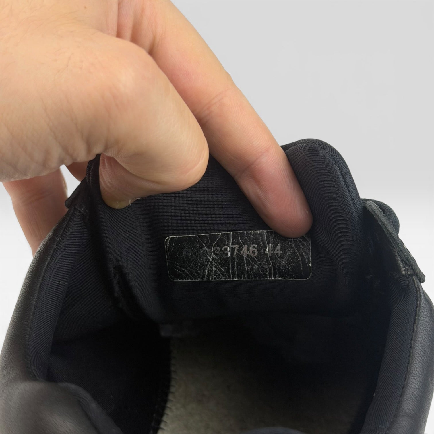 Chanel CC Logo Suede Low-Top Sneakers Black