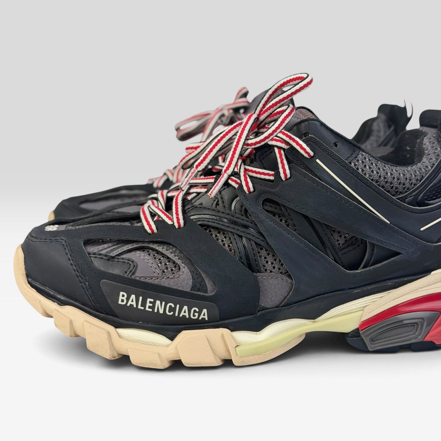 Balenciaga Track Bred Black/Red Sneakers