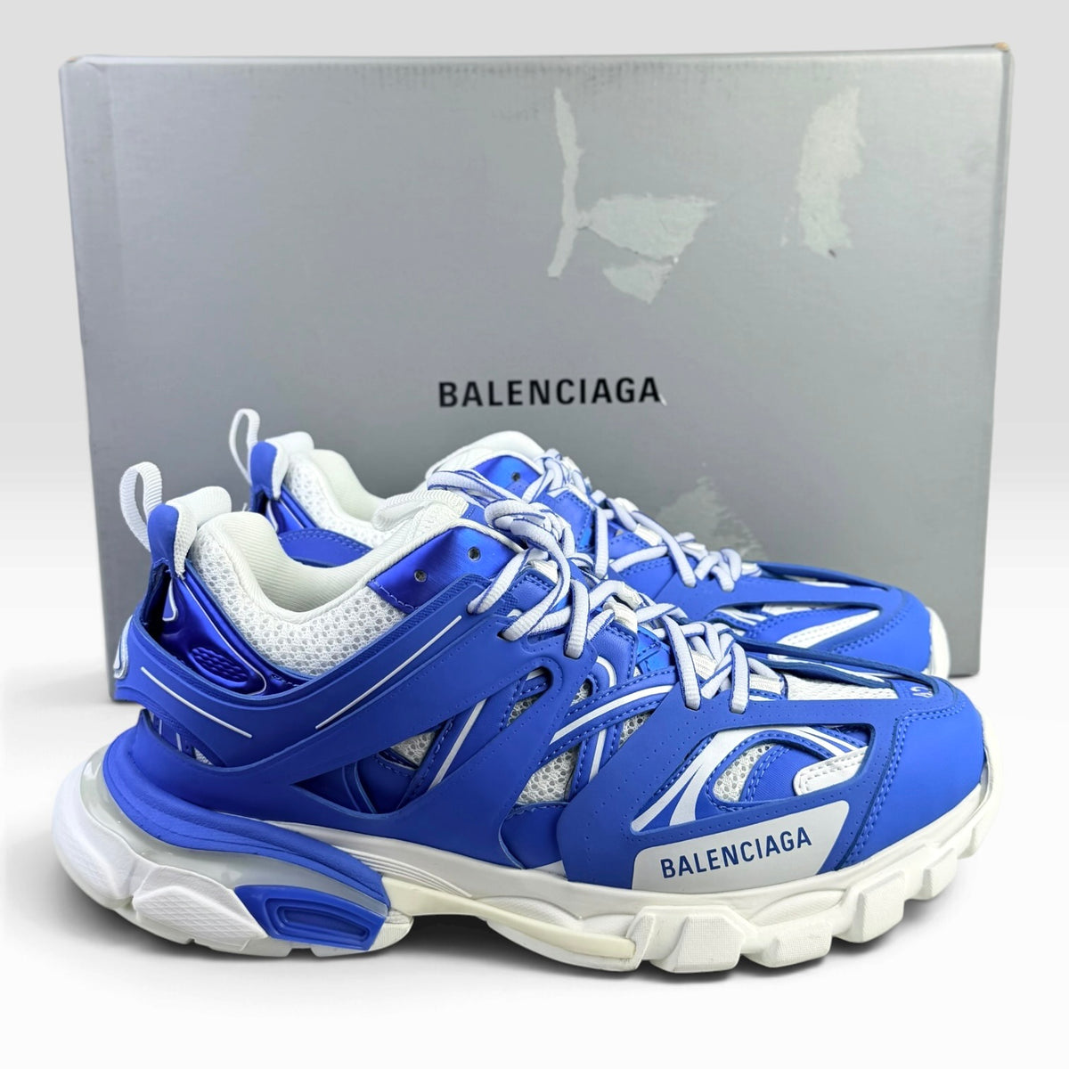 Incaltaminte Barbati BALENCIAGA Balenciaga Track LED Blue/White – produs original disponibil în magazinul V STEALS.