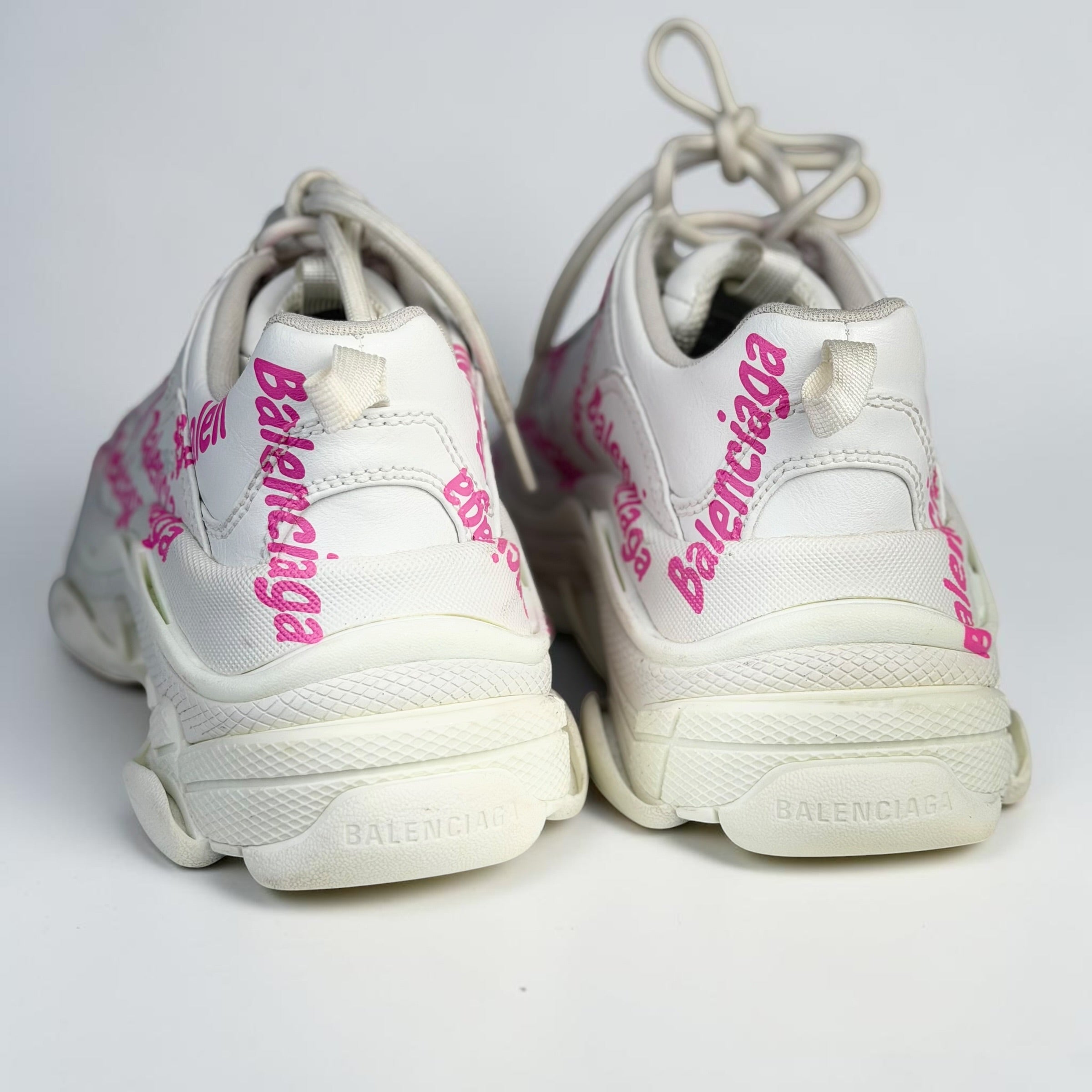 Balenciaga logo – detaliu logo | VSTEALS