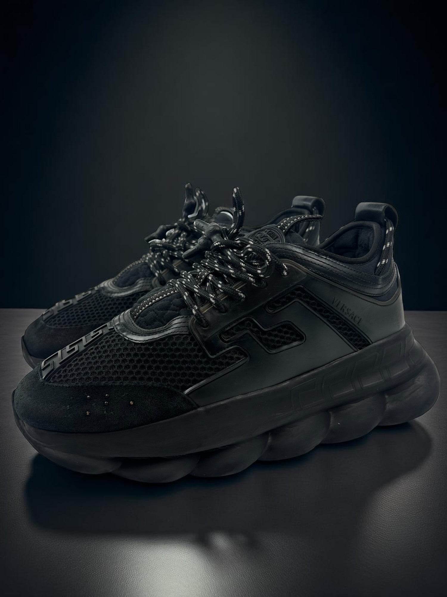 Versace Chain Reaction Black - V STEALS