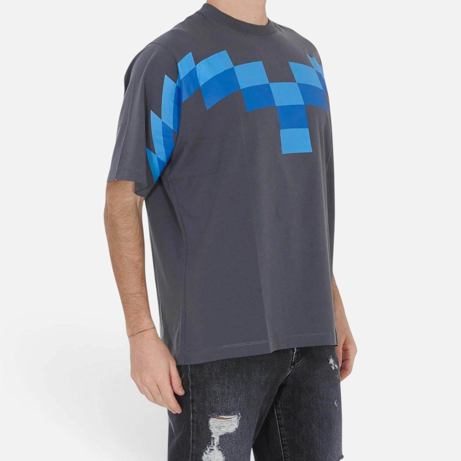 V STEALS Marcelo Burlon oversized grey cotton t-shirt with blue pixelated wings graphic on shoulders