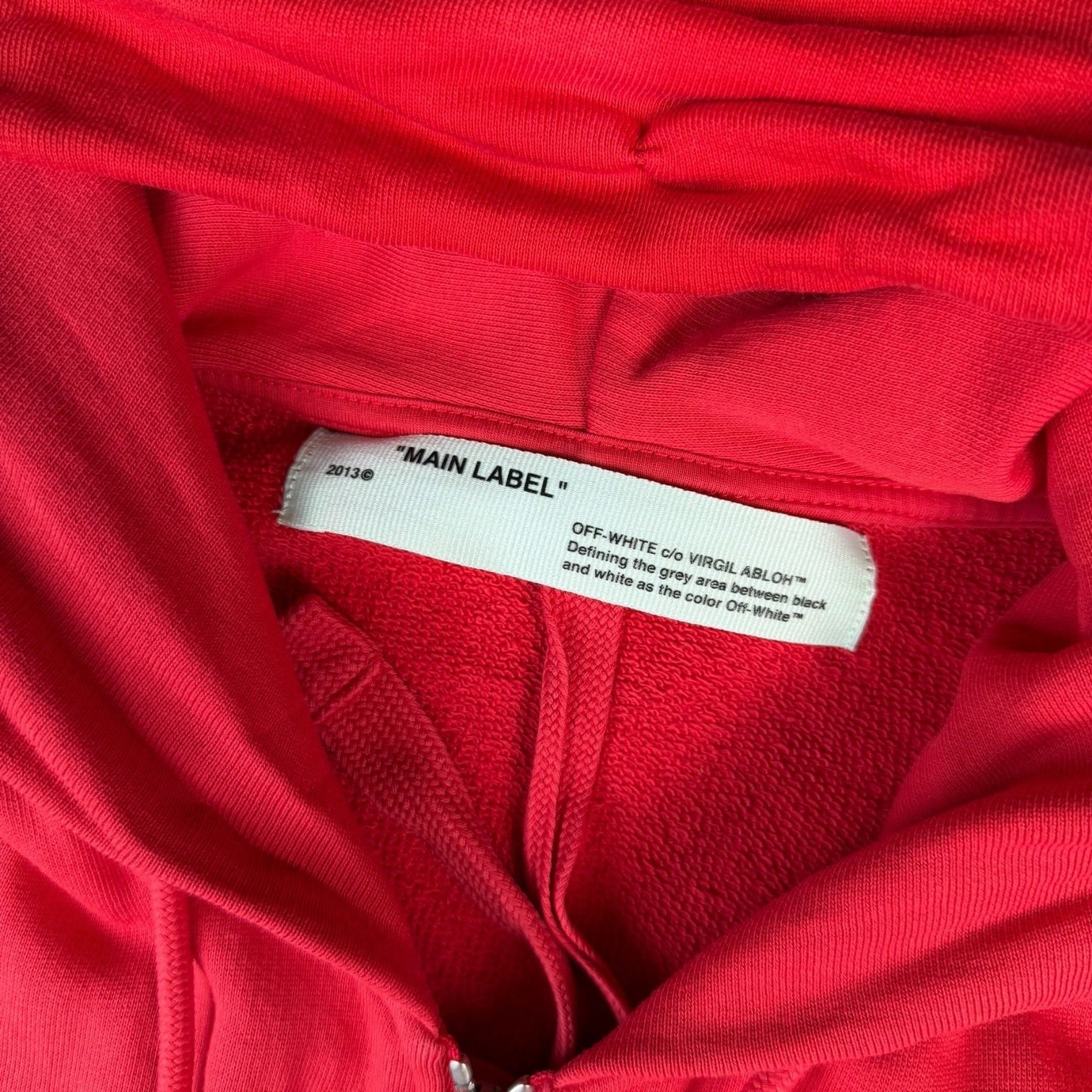 V STEALS Off-White SS18 red zip hoodie interior neck label with Main Label branding and Virgil Abloh text